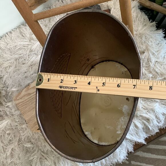 Vintage Mid Century J L Clark Metal
Trash Can Wastebasket Lamp Book Clock Pen - Picture 17 of 17